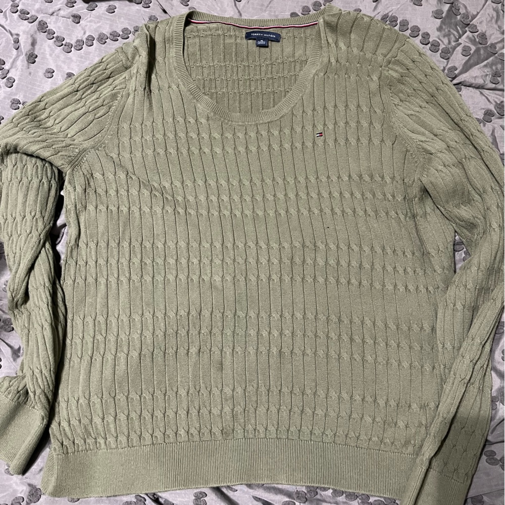 Tommy Hilfiger sweater